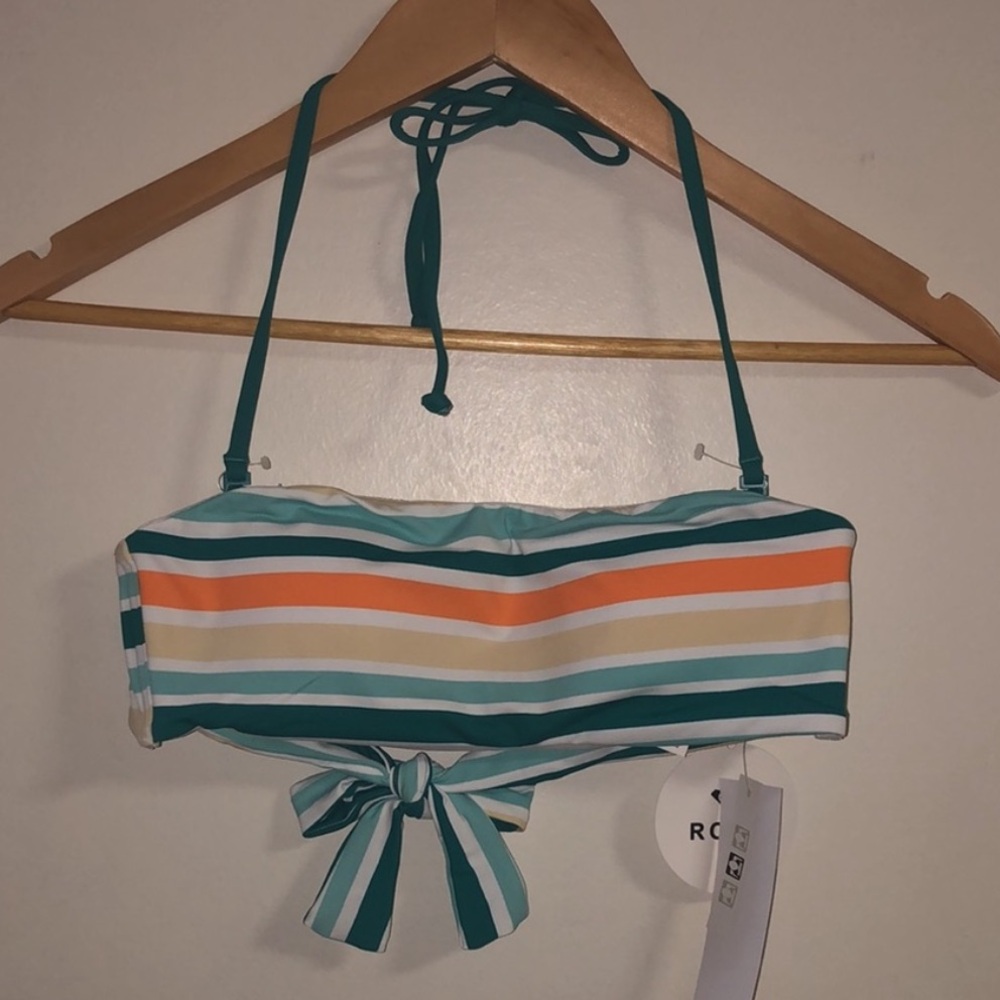 🐬 {FINAL SALE} UO x ROXY Bandeau Bikini Top - Picture 3 of 7